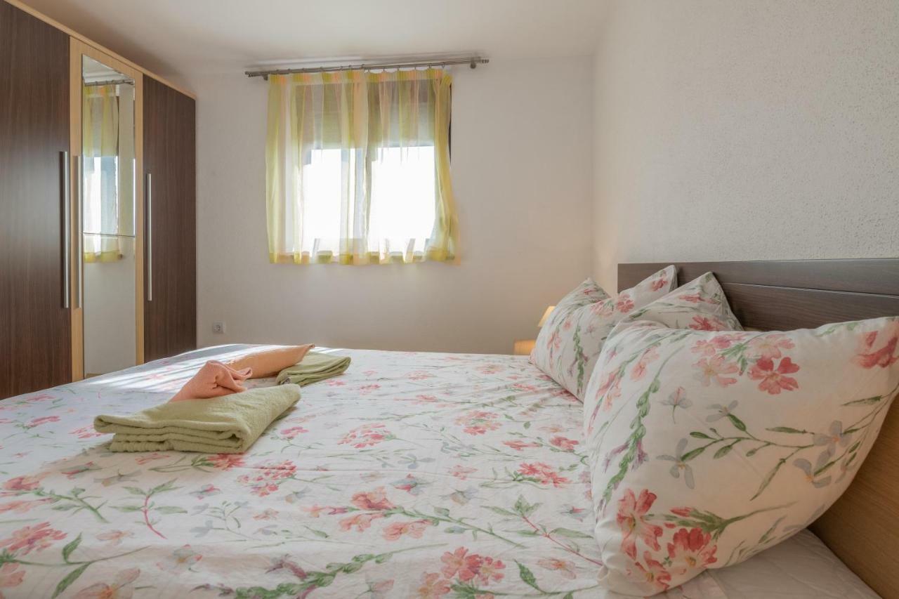 Ferienhaus Joy Лижнян Экстерьер фото