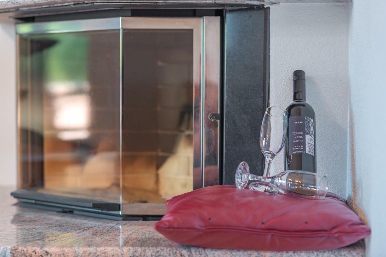 Ferienhaus Joy Лижнян Экстерьер фото