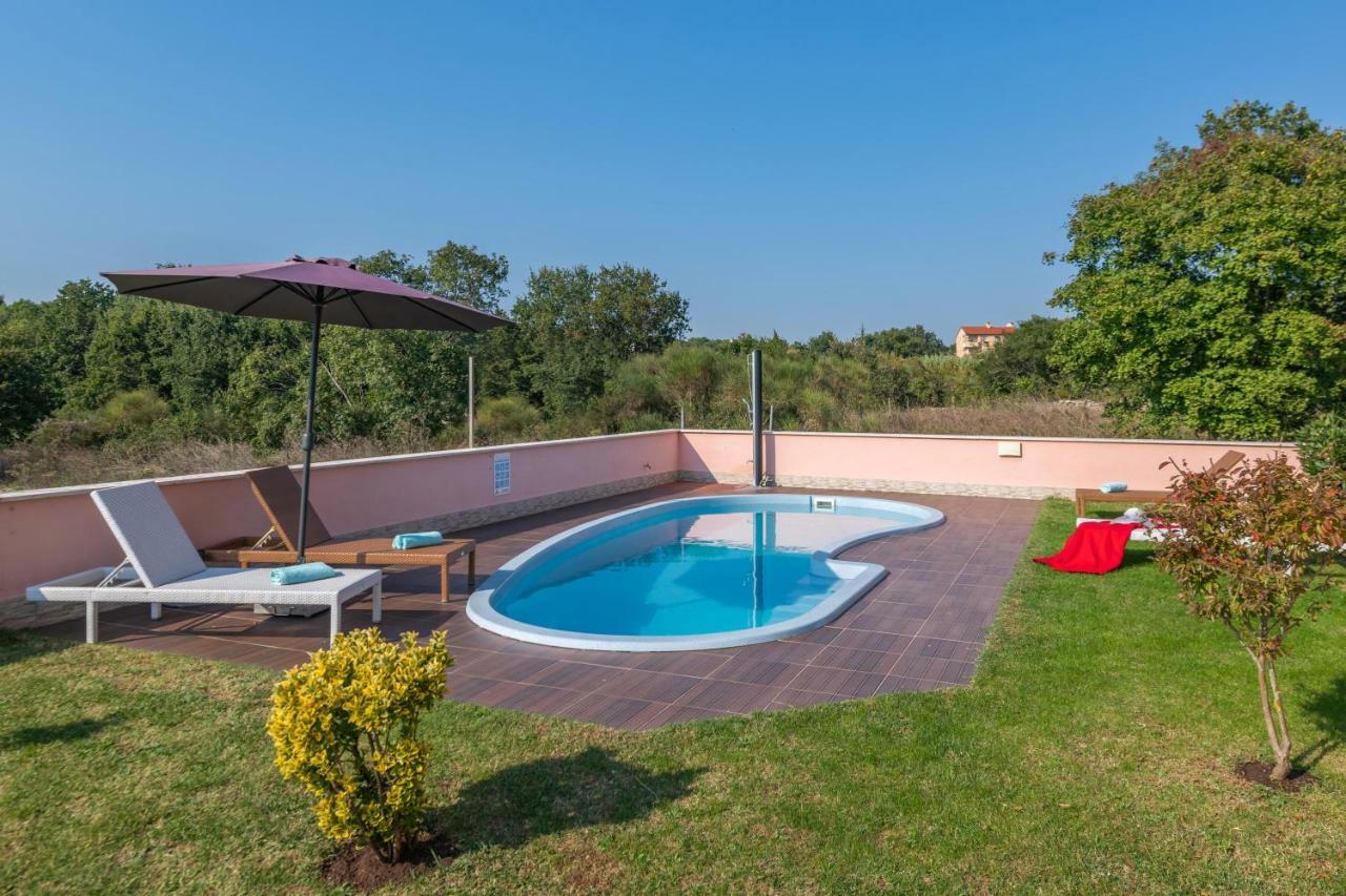 Ferienhaus Joy Лижнян Экстерьер фото